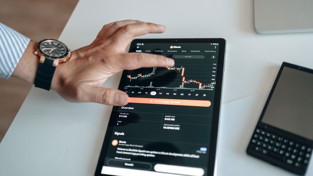 AI Act e Iperammortamento: i due treni che rischi di perdere (o di subire) nel tuo locale